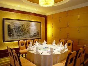Jing Xing Hotel - Image 2
