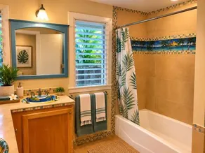 Kailua Beach Guest House - Image 2