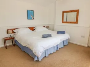 NANVIVIAN, pet friendly, character holiday cottage in Feock - Image 3