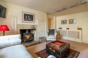 Candlemaker's Cottage, Marshfield - sleeps 6 guests  in 3 bedrooms - Image 2