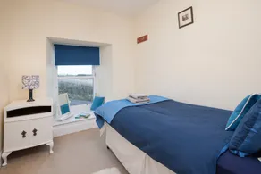 Glowry Cottage - Image 2