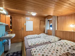 Vintage Holiday Home Near Ski Area - Image 2