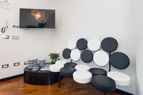 Florentia Apartments - Image 2