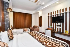 PINAZ ROYALE - Image 3