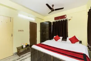 OYO 10919 Amar Raj Rooms - Image 4