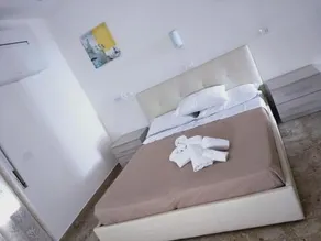 Hotel Diana - Image 2