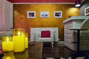 Tiffany's - Donnini Apartments - Image 4