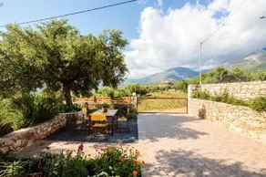 Villa Armonia Sunset View and Relaxing Beach Vibe - Image 2