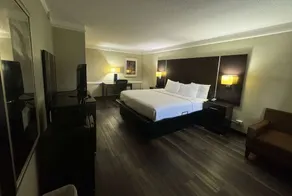 Travelodge by Wyndham Tuscaloosa - Image 5
