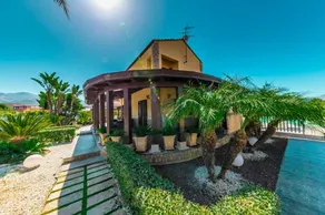 Luxury Villas - Image 4