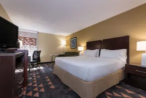 Holiday Inn Lumberton - Image 2