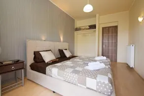 Ntina's house - Image 3