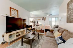 Perfect Condo Stay Near Downtown Austin and UT - Image 3