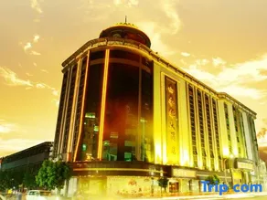 King's Hotel - Image 1