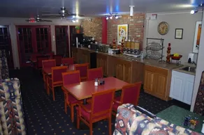 Ramada by Wyndham Prince Albert - Image 4