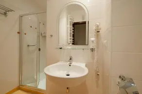 Klinika Uzdrowiskowa "Pod Tezniami'' - Image 2
