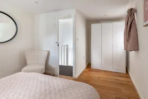 Bright & Quirky 3BD Home Wellington Terrace - Image 2