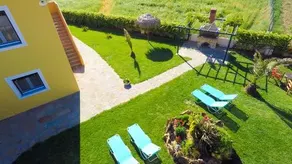 Pan-Dora Apartments - Image 4