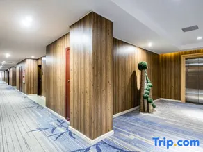 Leyee Hotel - Image 4