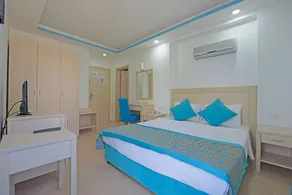 Costa Blu - Image 3