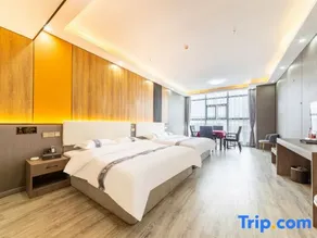 Suining Yunman Holiday Hotel - Image 2