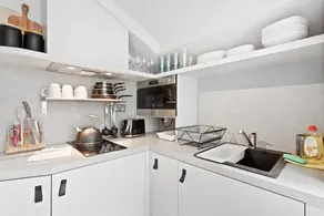 73 Oakley Square - Image 2