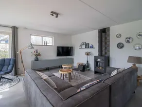 Modern villa i Makkum med trädgård - Image 5