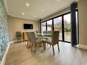 Beautiful 5 Bed 3 Bathroom Detached Family Home 8 - Image 4