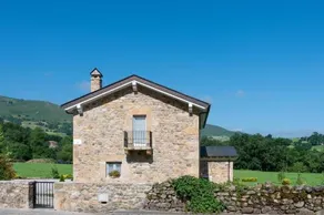 Villa Colasa, casa rústica con encanto en Selaya - Image 4