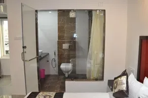 New Hotel Executive Inn - Image 5