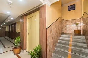 Hotel East Palace Salt Lake Sector V - Image 2