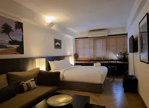 Somewhere to Escape - Hometel - Image 3