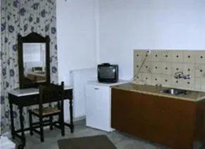 Sofia Katsarakis - Image 5
