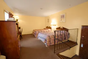 Regency Inn Hudson - Image 2