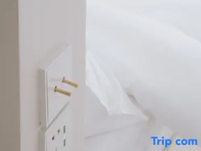 One home - Image 3