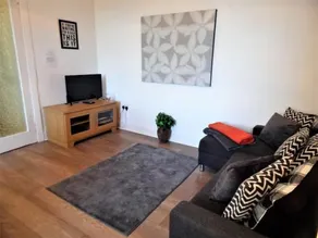 SSA Cross View Apartment - Image 2