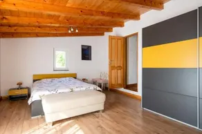 House Boris - Image 2