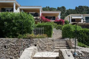 Fays Apartments Glyfada - Image 2