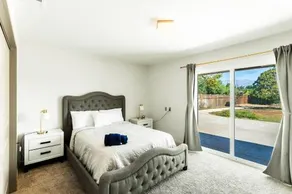 Luxury Executive Home - Image 4