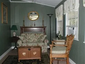 Pomegranate House & Cottages - Image 5