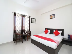 Hotel Millennium by OYO Rooms - Image 3