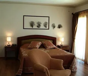 Taskule Boutique Hotel - Image 3