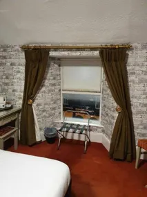 O'Loughlin's Hotel - Image 5