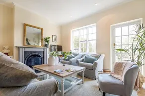 A North London Retreat Cottage 3 bed with garden - Image 4