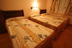 Cruz Verde Hostal - Image 4