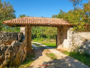 Adalene Comfortable Holiday Residence - Image 4