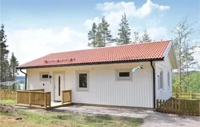 Cozy Home In Mlilla With Wifi - Image 2