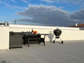 New villa with rooftop terrace and pool - Image 2