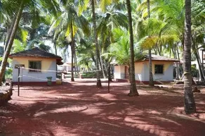Pears Beach Resort - Image 2