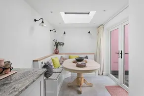 The Pink House, Budleigh Salterton - Image 3